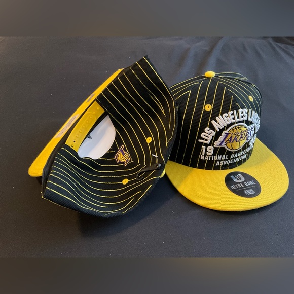 LA Lakers 1948 yellow pin-striped snapback - Picture 4 of 9